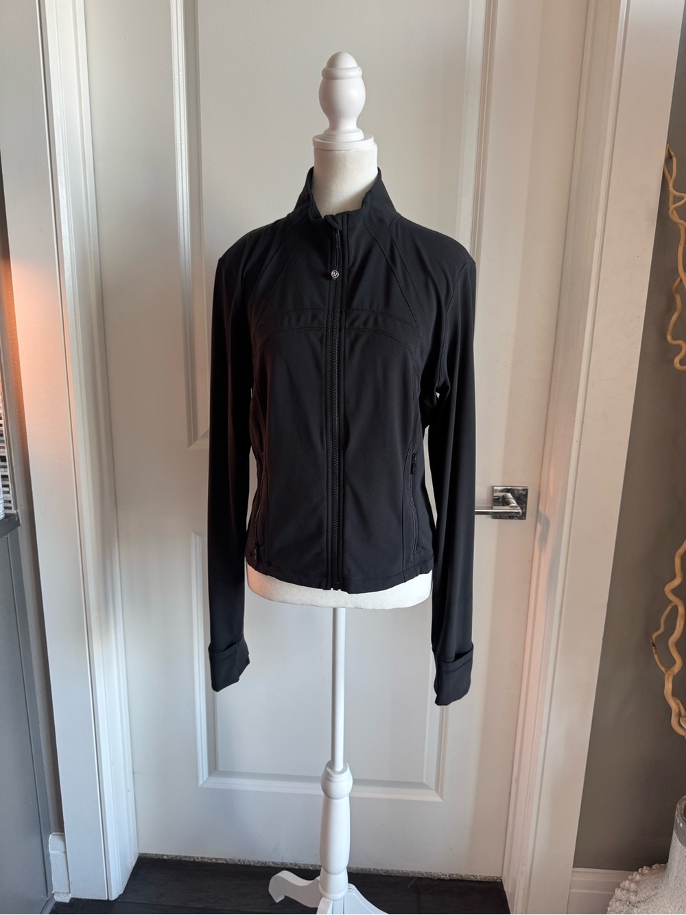 Lululemon Define Cropped Jacket Nulu Black Size 14